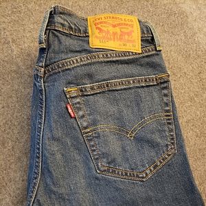 Levi Strauss & Co. 511